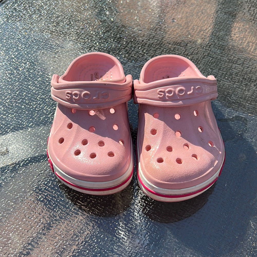 Toddler Pink Crocs